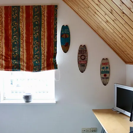 Дом отдыха Stegahoi - Haus Mit Eigenem Bootssteg Райнсберг
